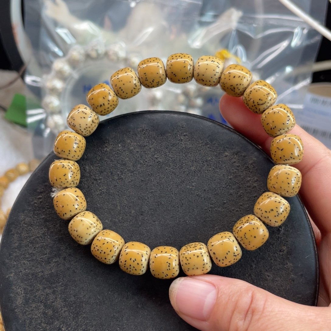 凌****星月菩提吊坠10.11原白