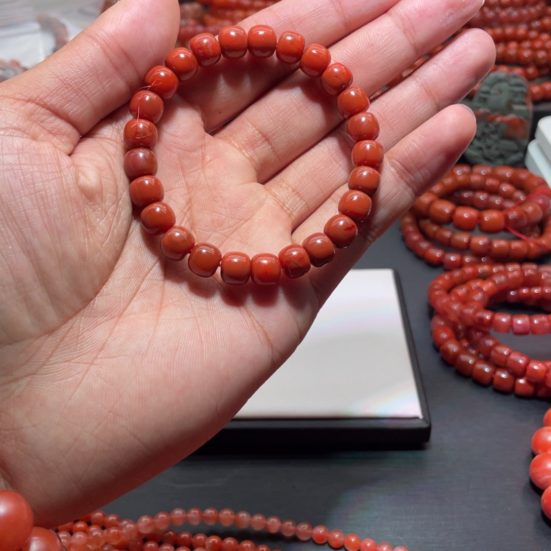 南红玛瑙手链未镶嵌
