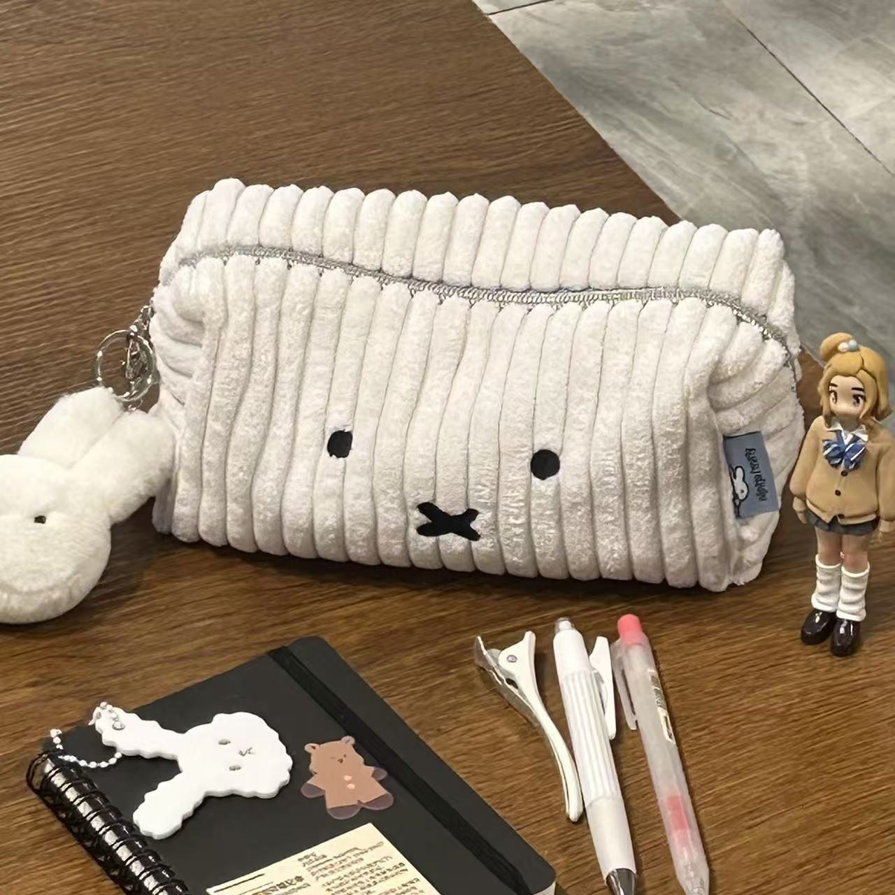 可爱米菲兔笔袋高颜值ins风简约大容量学生文具收纳袋手拿文具包