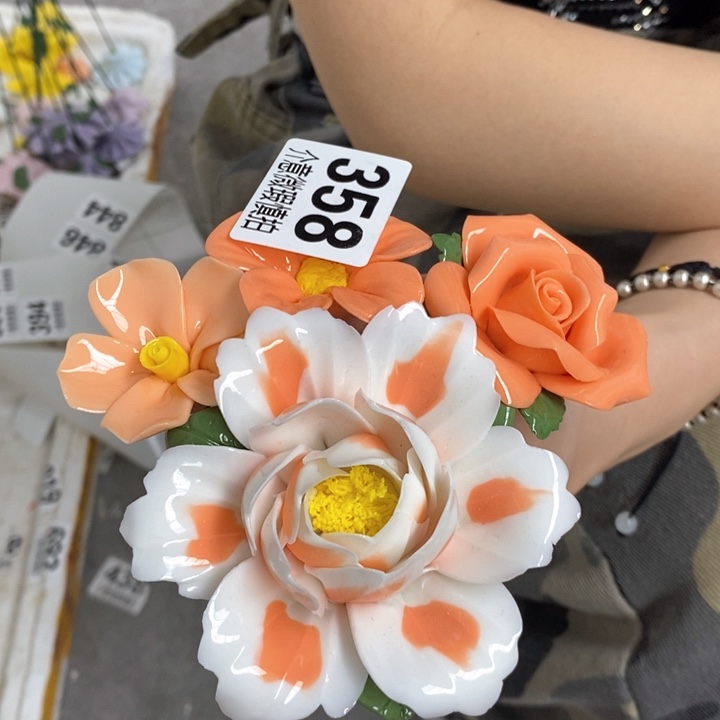 摆件陶瓷材料加工