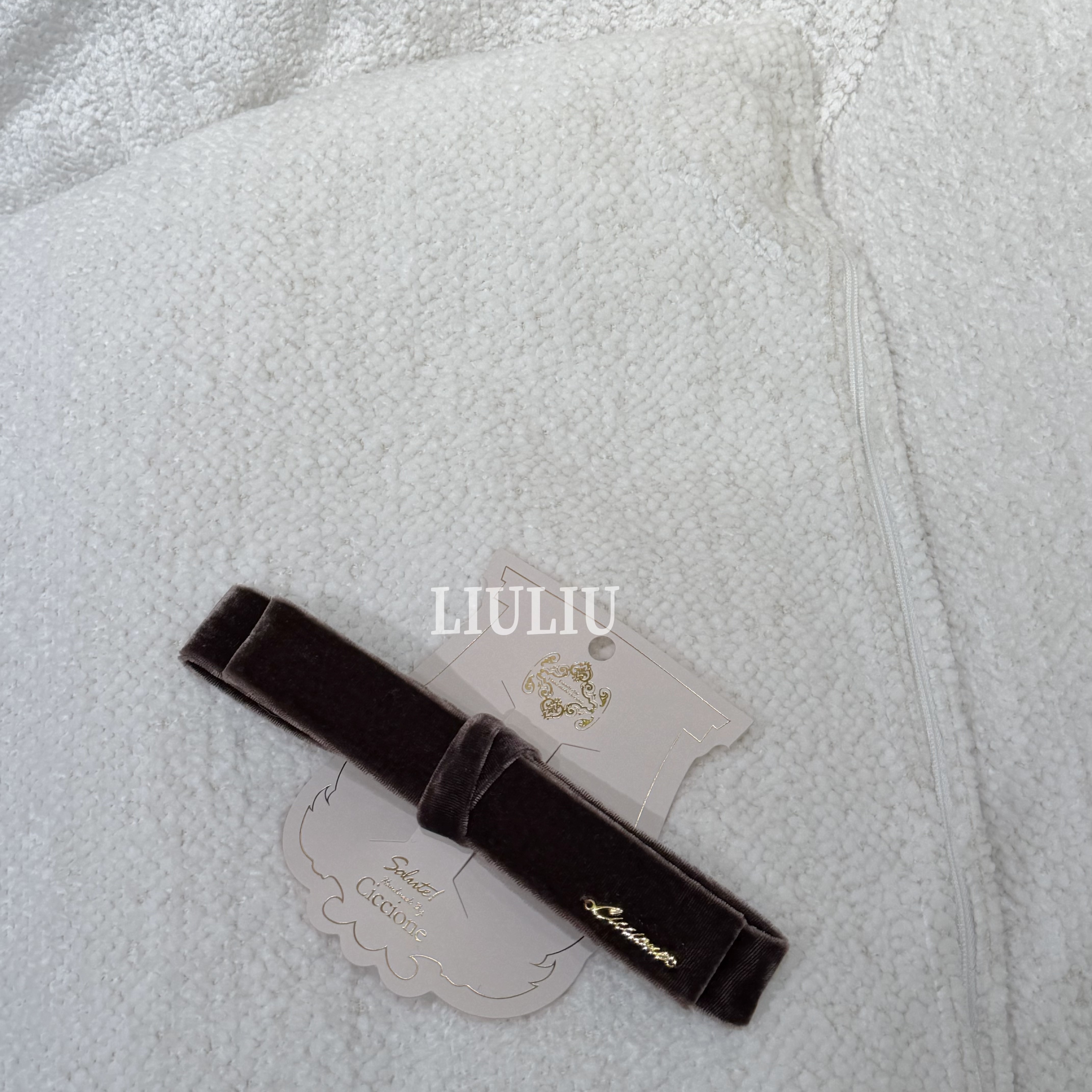 LIULIU 丝绒法式一字夹 (NO退NO换)