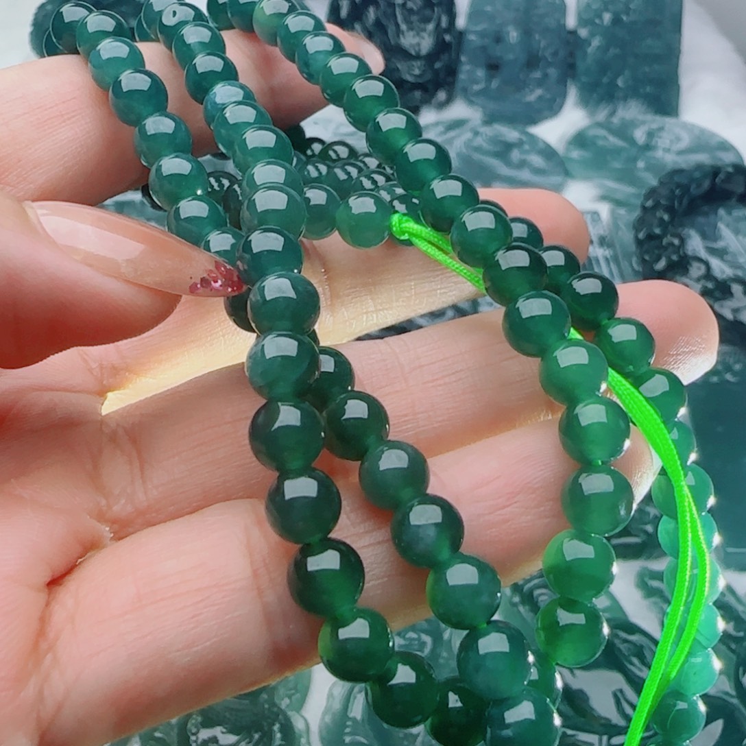 颈饰未镶嵌翡翠多样性发货天然的A货翡翠