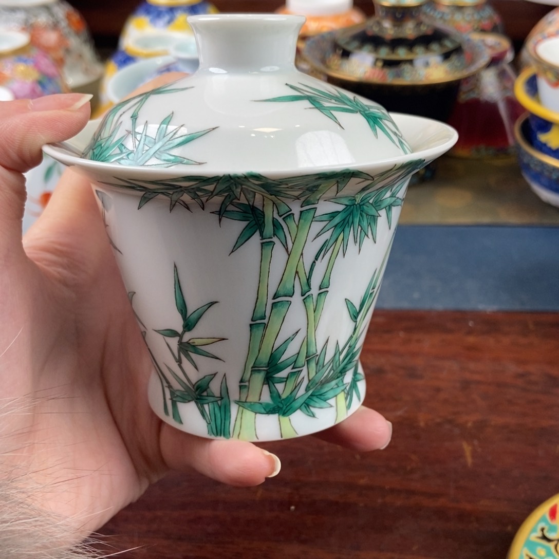 陶瓷艺术家的作品是一种非常感谢大家好