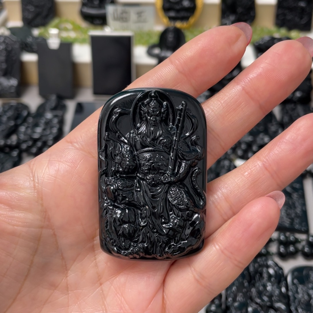 用***7蛇纹石玉未镶嵌吊坠