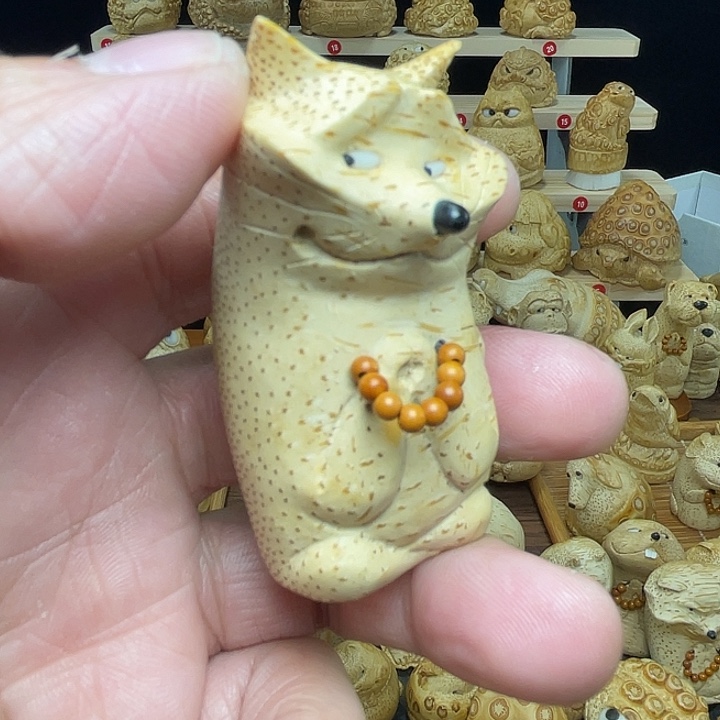 竹竹根雕狐狸手把件