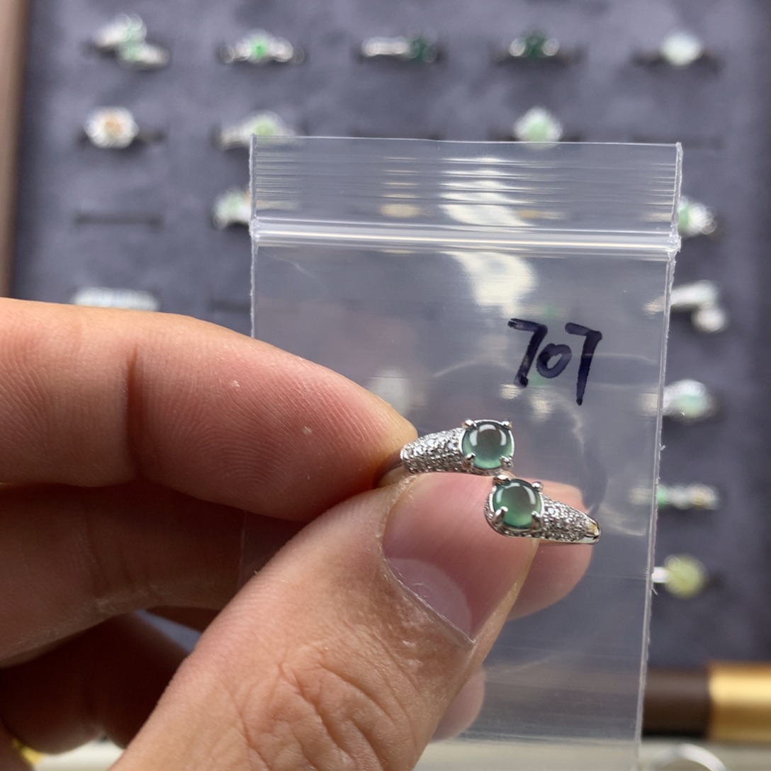 翡翠未镶嵌戒指707