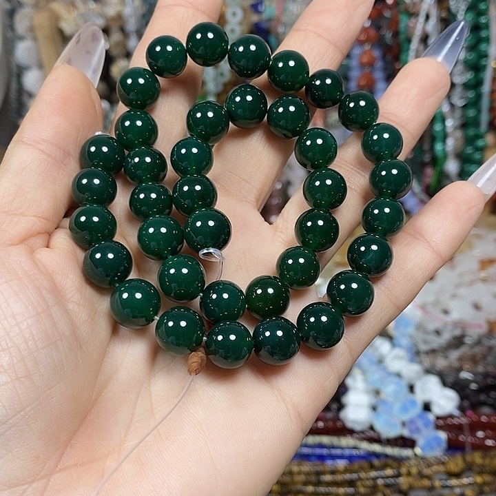 玛瑙/玉髓未镶嵌珠宝半成品A级高级浓郁面绿玛瑙卡10mm