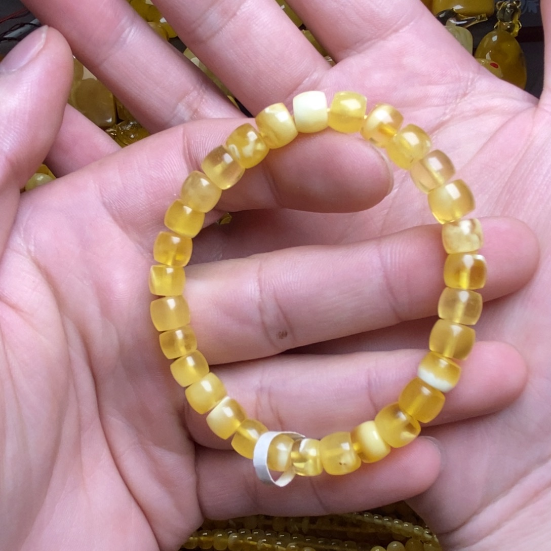 琥珀未镶嵌裸石蜜蜡