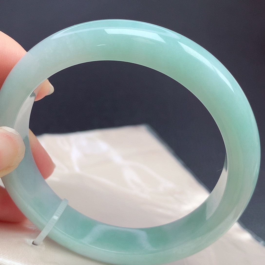 翡翠手镯未镶嵌20n n n m m n n