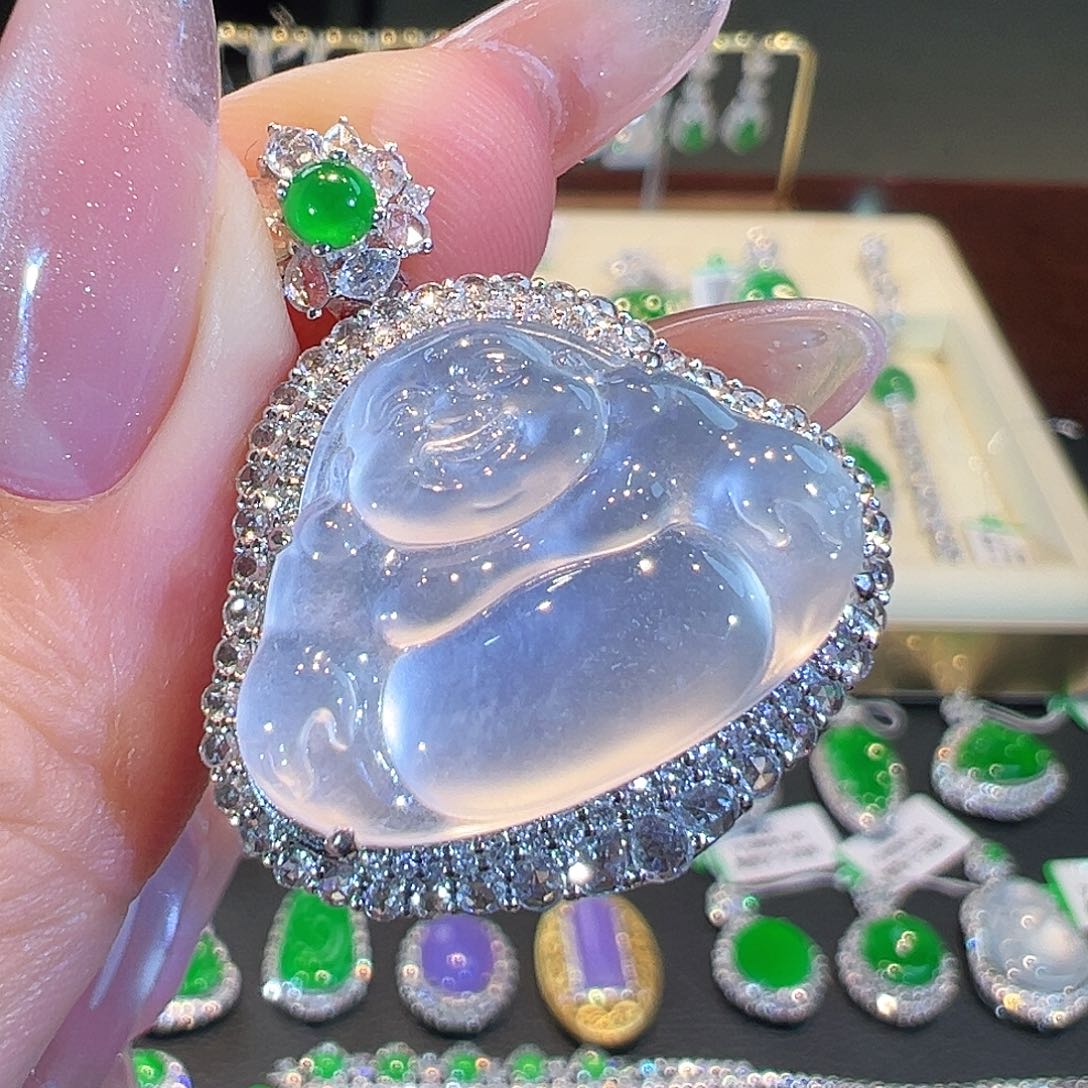 翡翠吊坠(不含链)18K金镶嵌翡翠