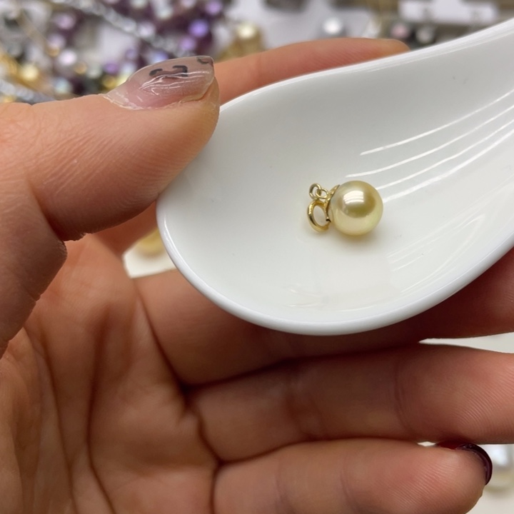 海水珍珠吊坠(不含链)18K金镶嵌
