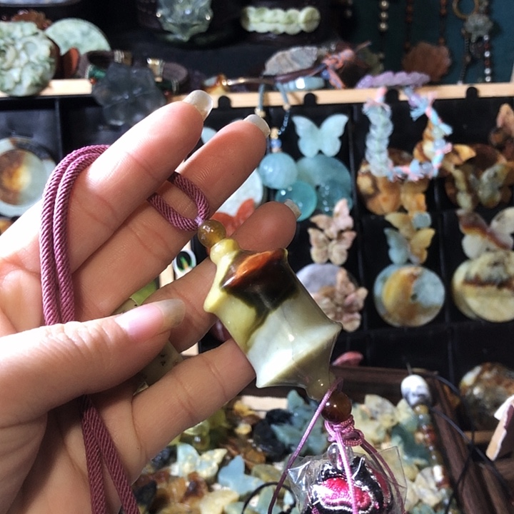 岫玉未镶嵌岫玉挂件