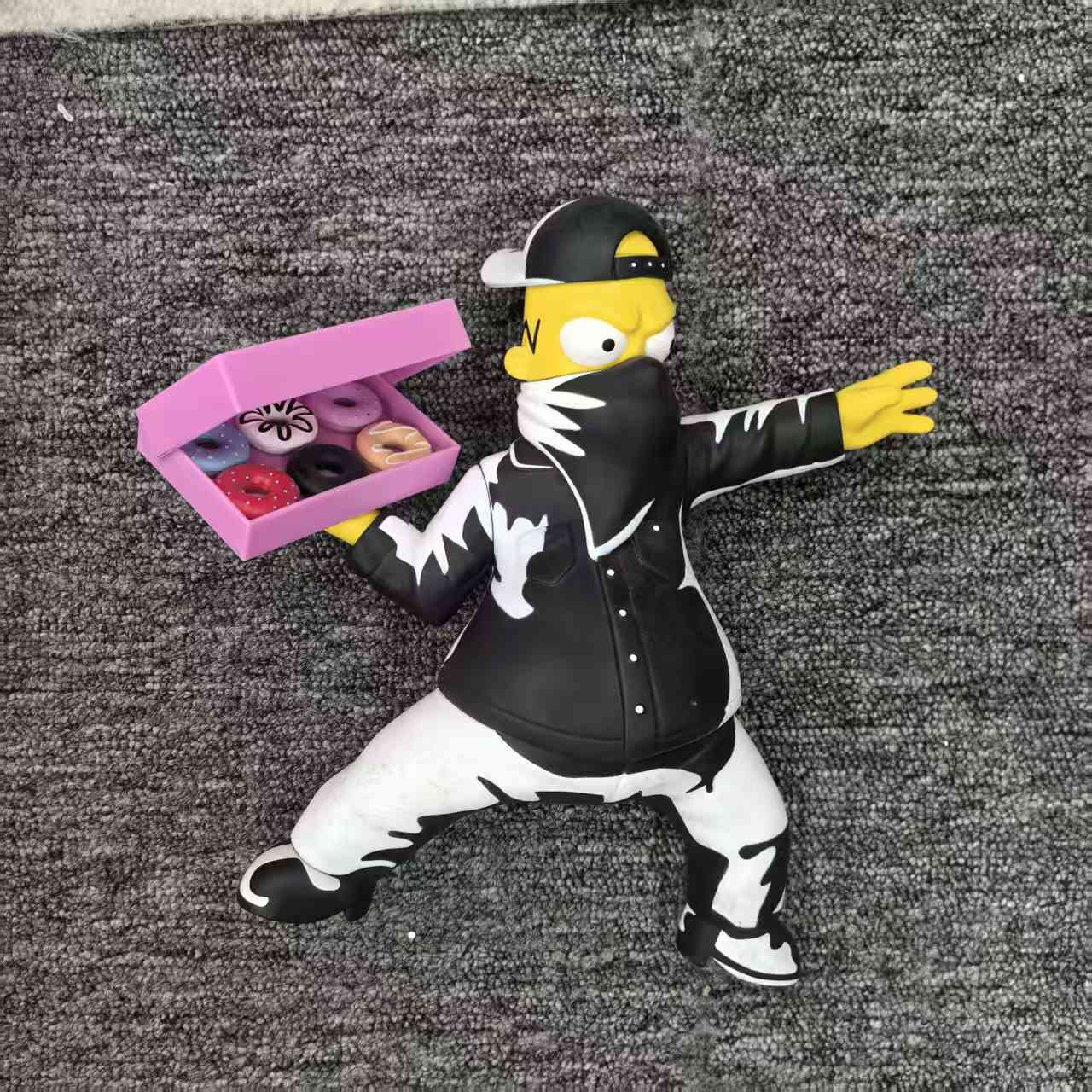 【白】丢甜甜圈辛普森摆件