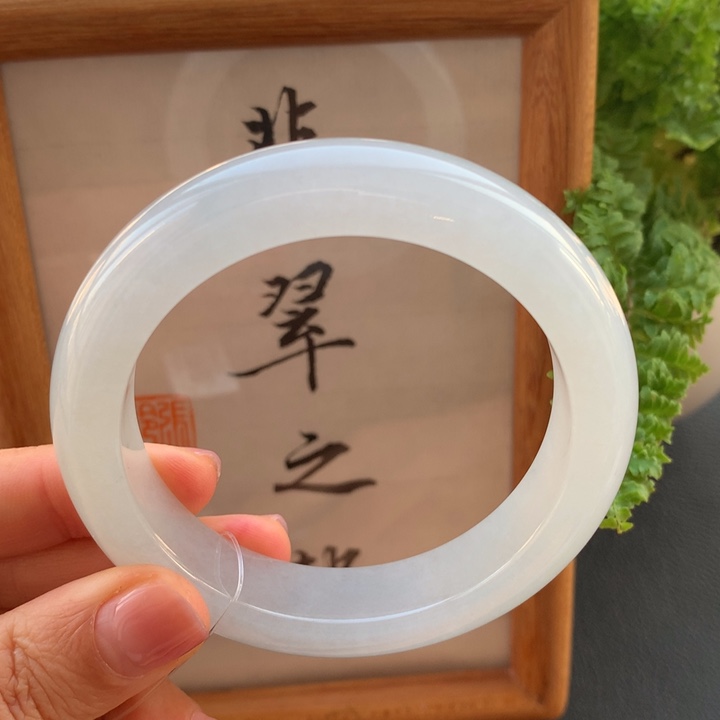 翡翠手镯未镶嵌翡翠手镯55