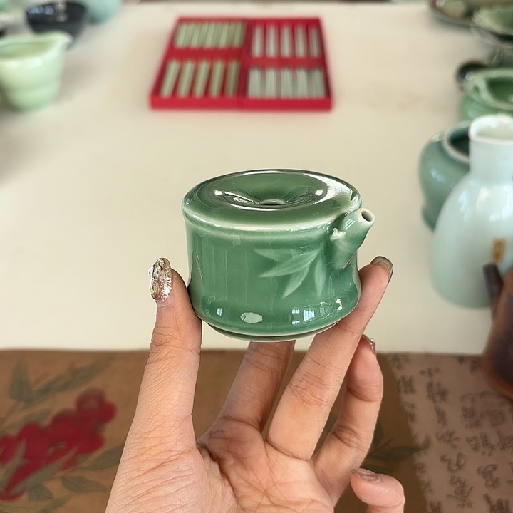 龙泉云间青瓷小米茶器