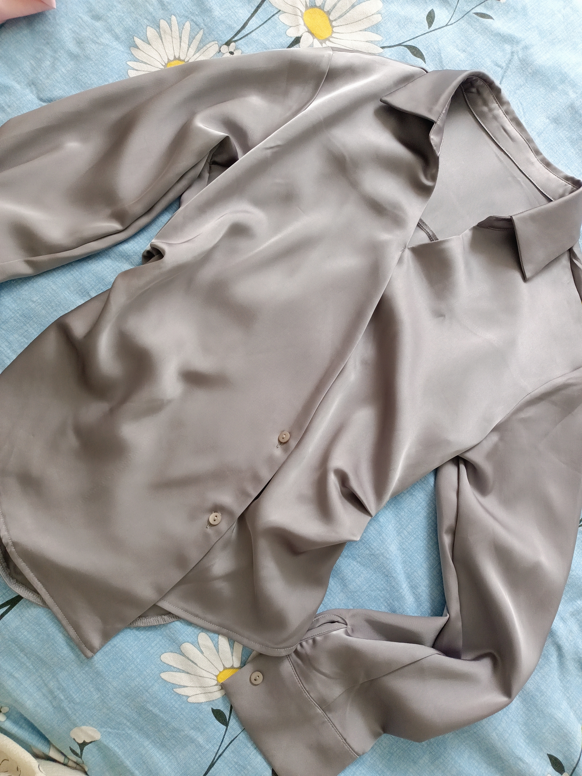 时尚百搭小众衬衣