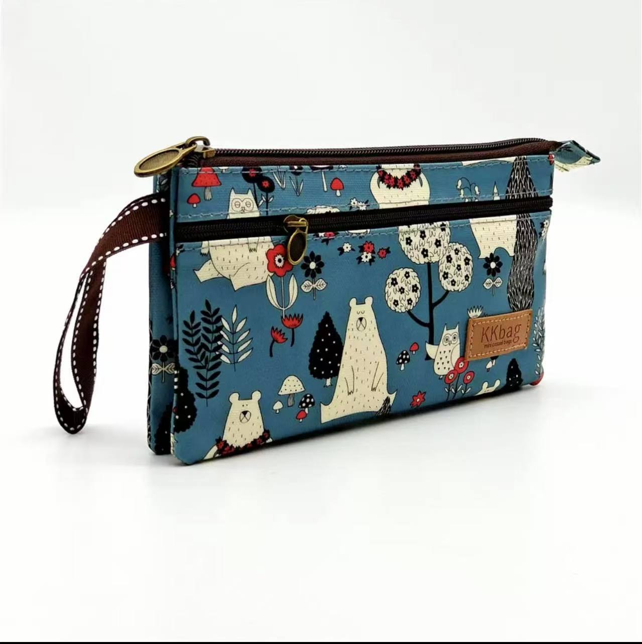 Z989 新款卡通覆膜一拉多层手包零钱包证件森林熊-青蓝