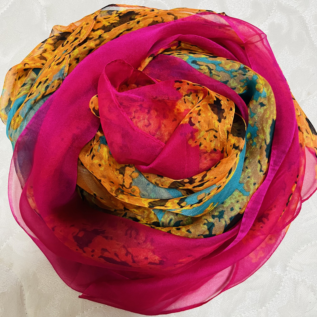 高级感桑蚕丝丝巾女长款真丝披肩围巾纱巾新款妈妈礼物