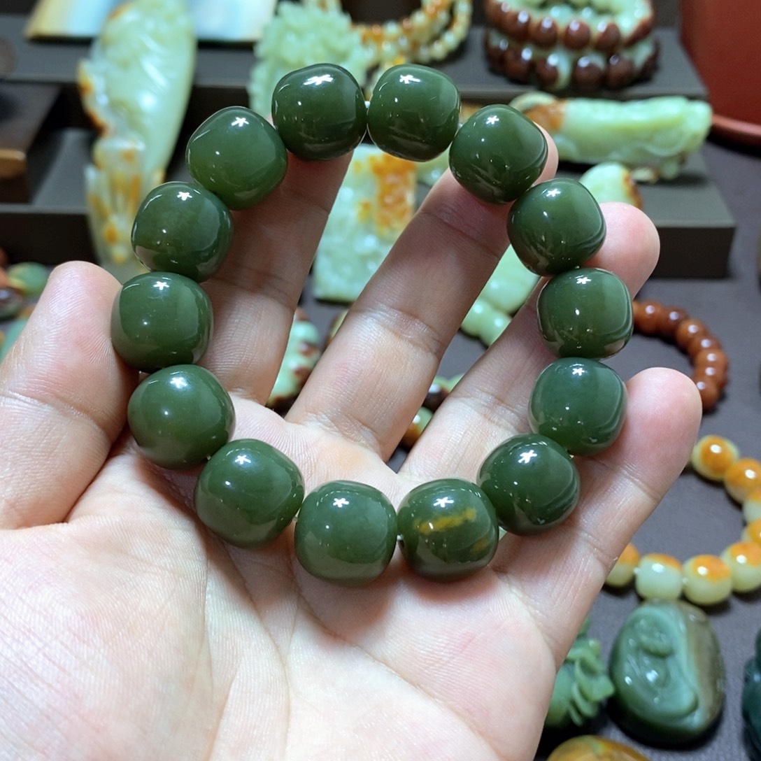 未镶嵌手链透闪石质玉手串卡16