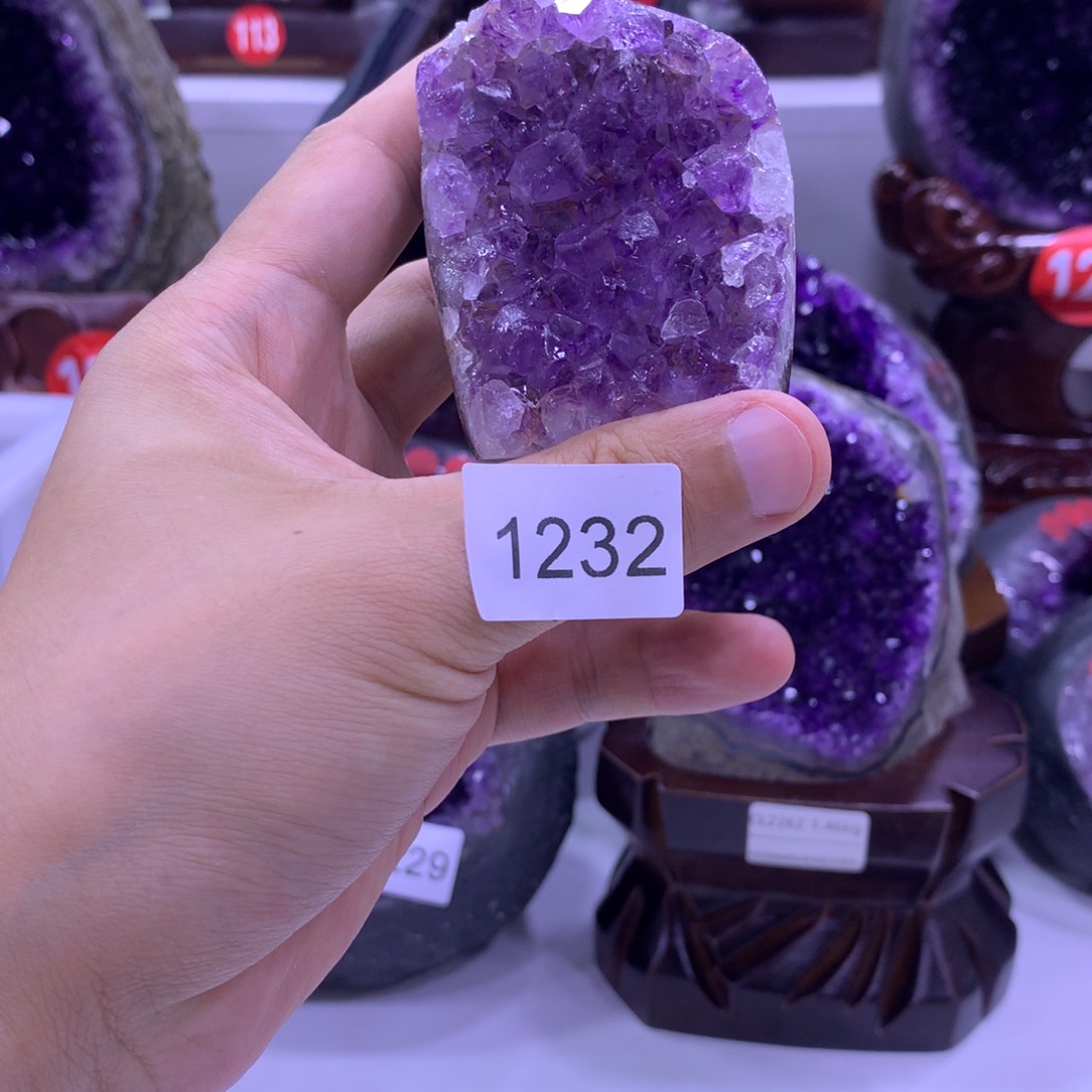 未镶嵌紫晶大型摆件（非配饰）