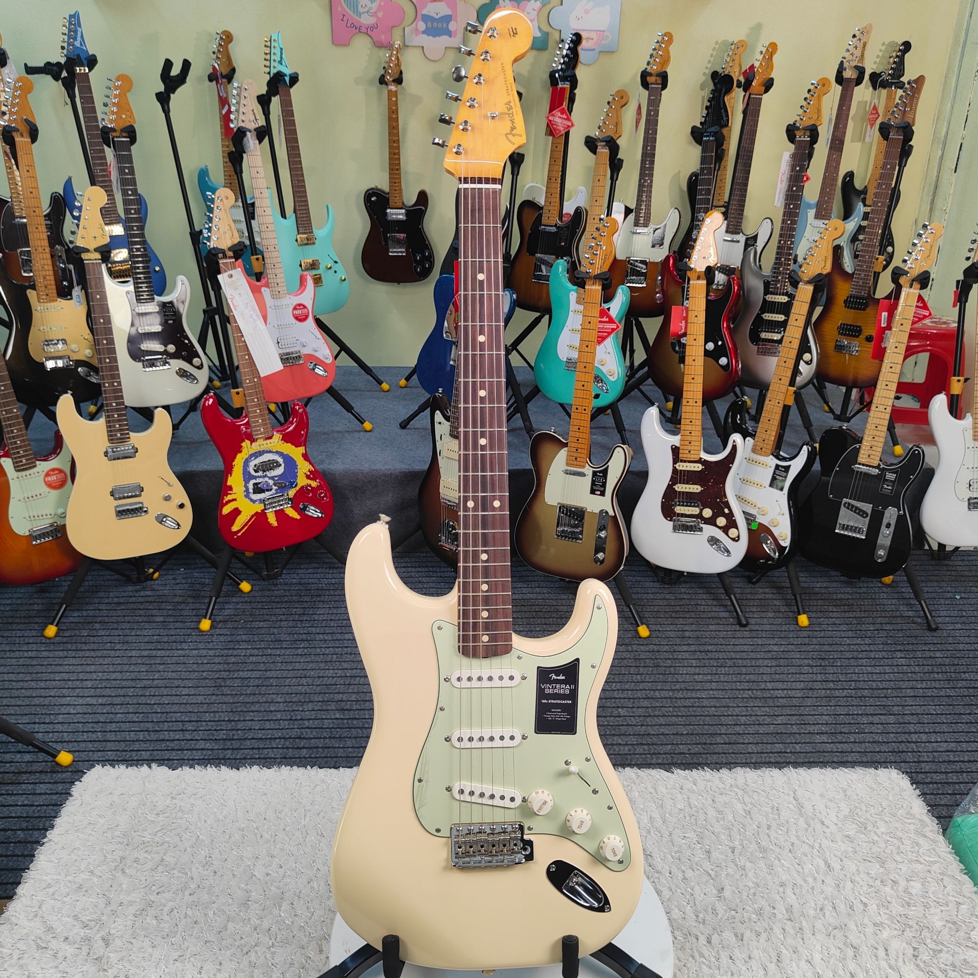 特价琴Fender芬达时代二代60s玫瑰木指板0149020305奥林匹克白