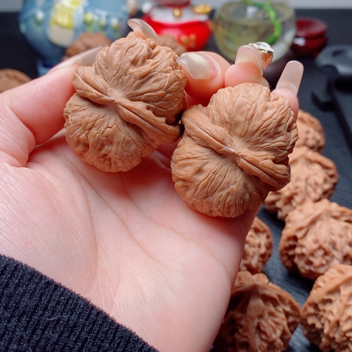 把件文玩核桃元宝42.5