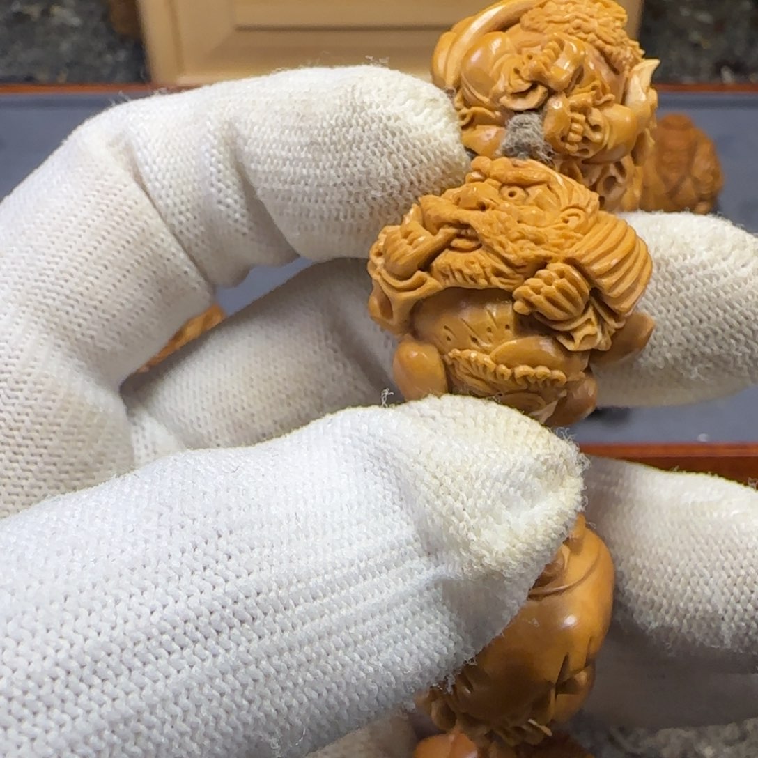 橄榄核吊坠商****玩……………………