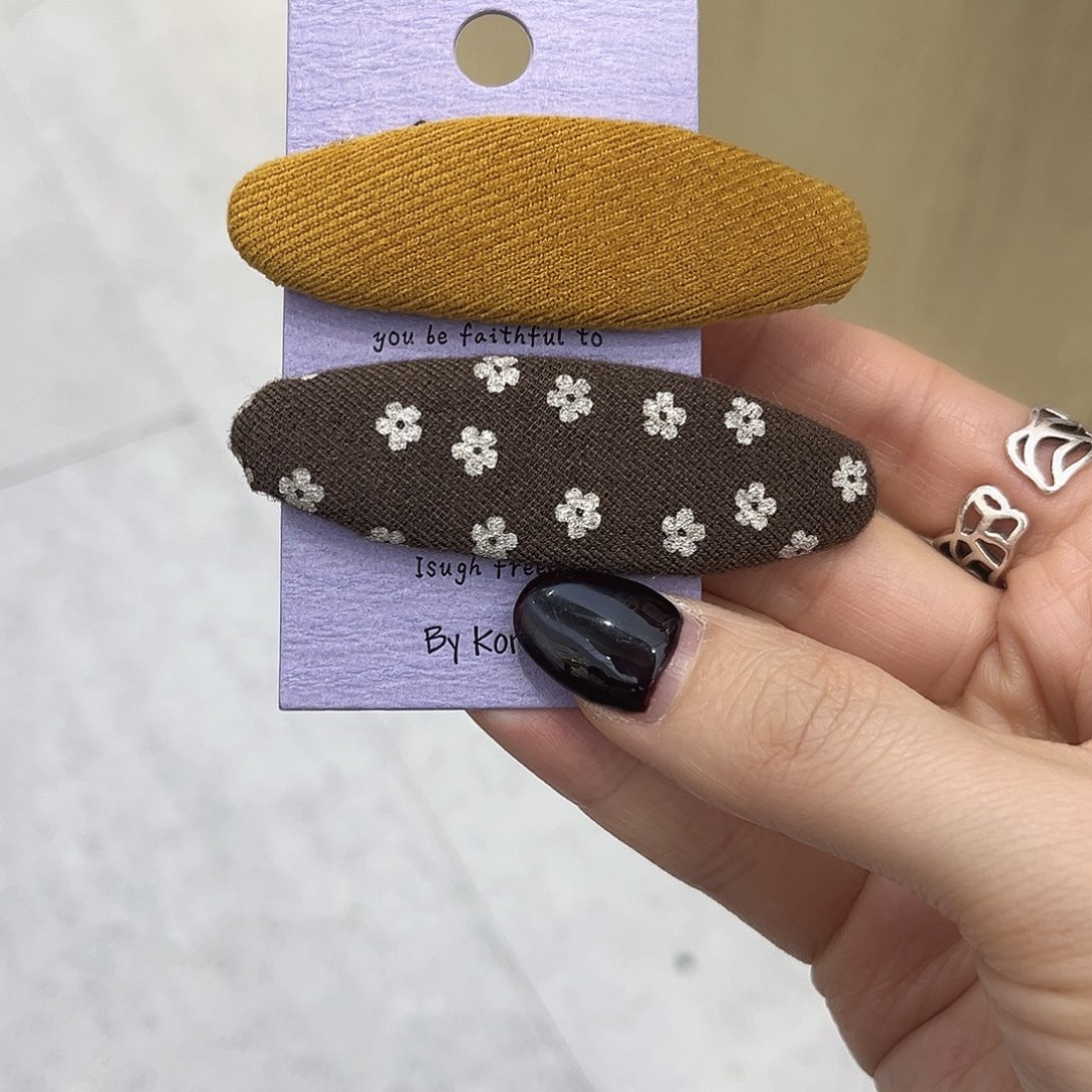 布艺非金属黄色拼咖小花掰掰一对