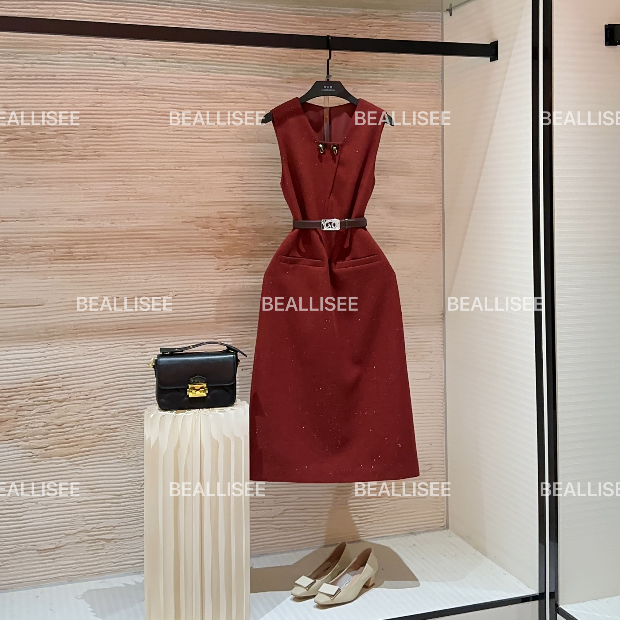 【宠粉价】秋冬新款无袖显瘦国风时尚宽松连衣裙W-A1568