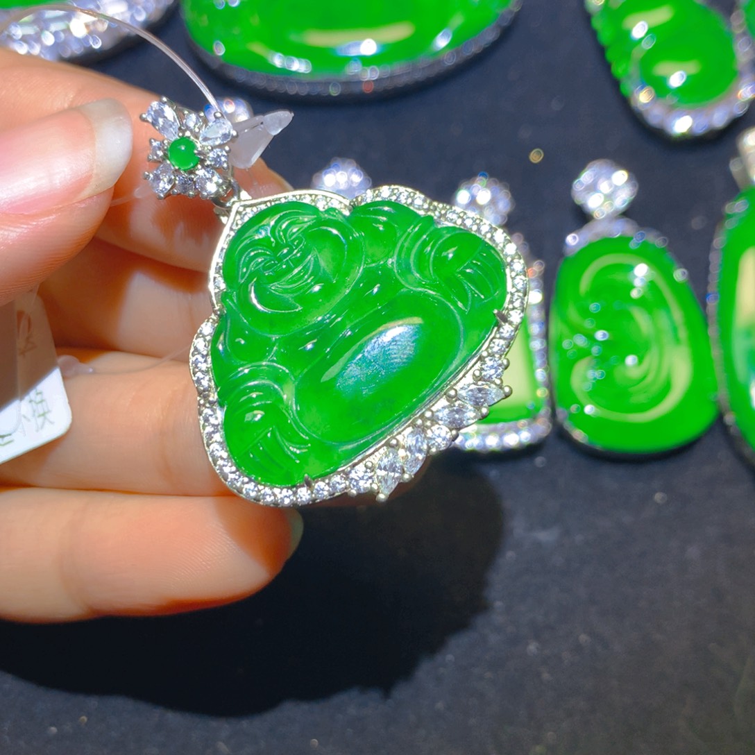 翡翠银S925镶嵌颈饰