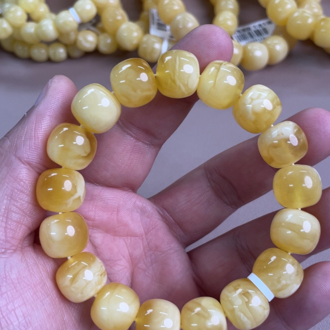 琥珀裸石未镶嵌03300000000