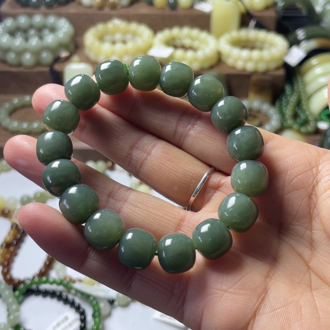 和田玉手链未镶嵌