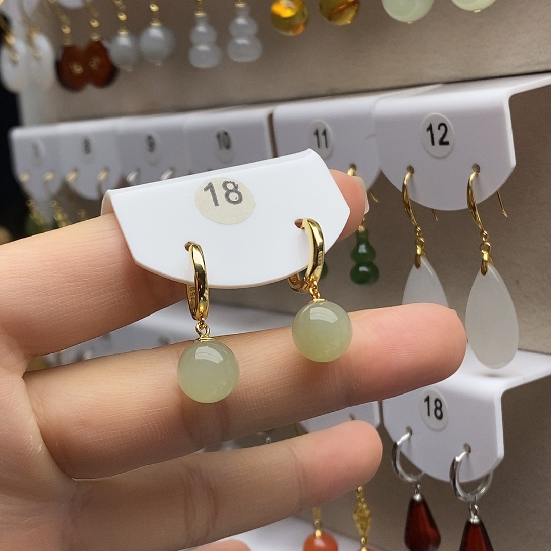 和田玉银S925镶嵌耳饰