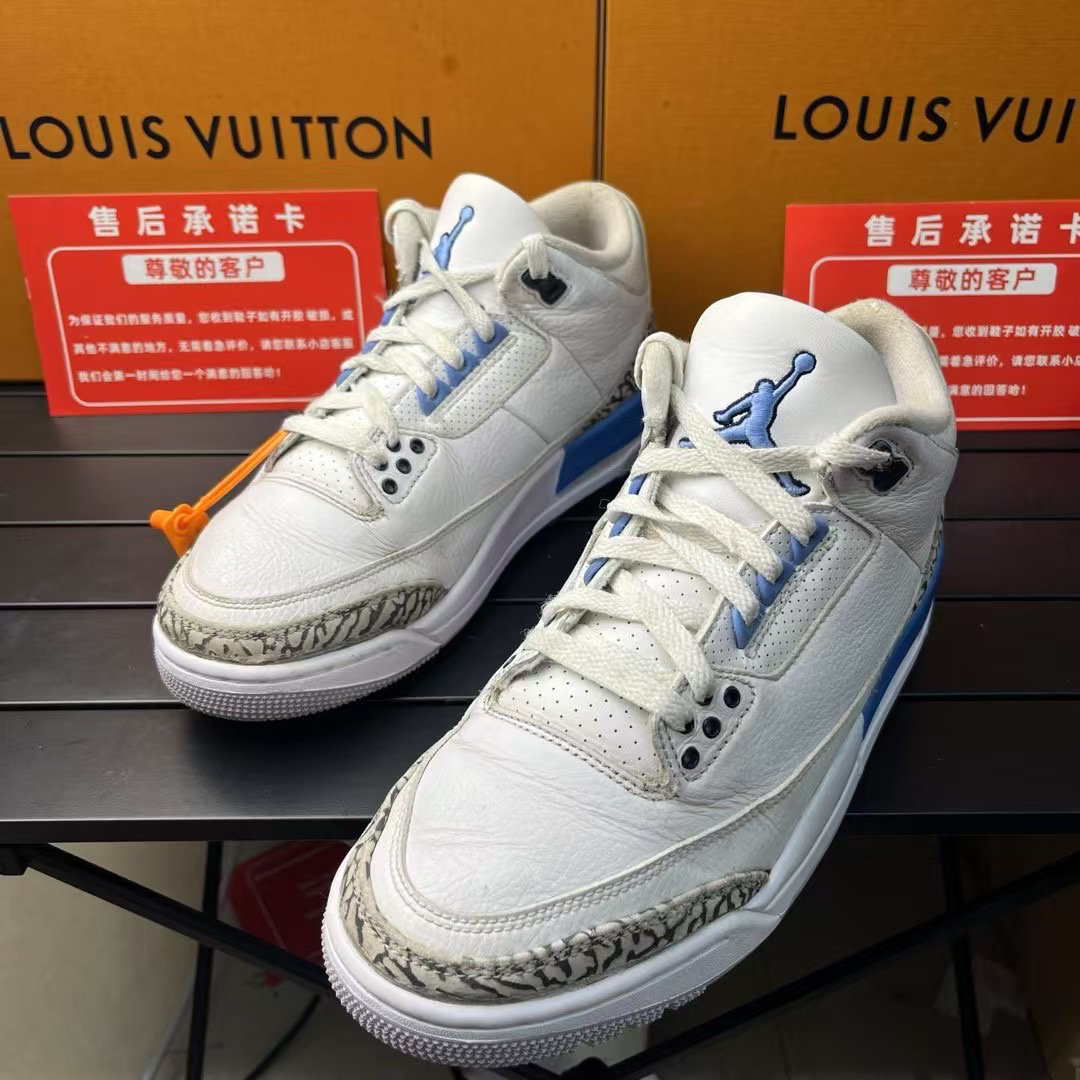 95新 maje 95新阳/42码/AJ3 北卡蓝