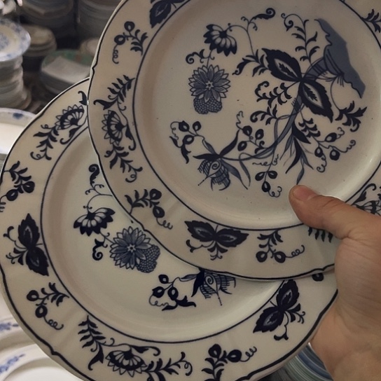 盘8寸平盘两个陶瓷陶瓷