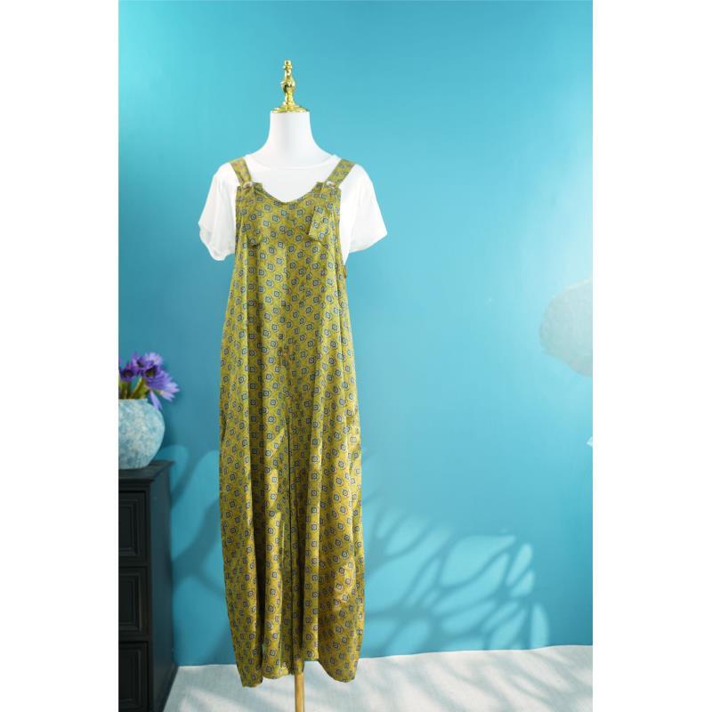 背带裤02.绿色拼接图案