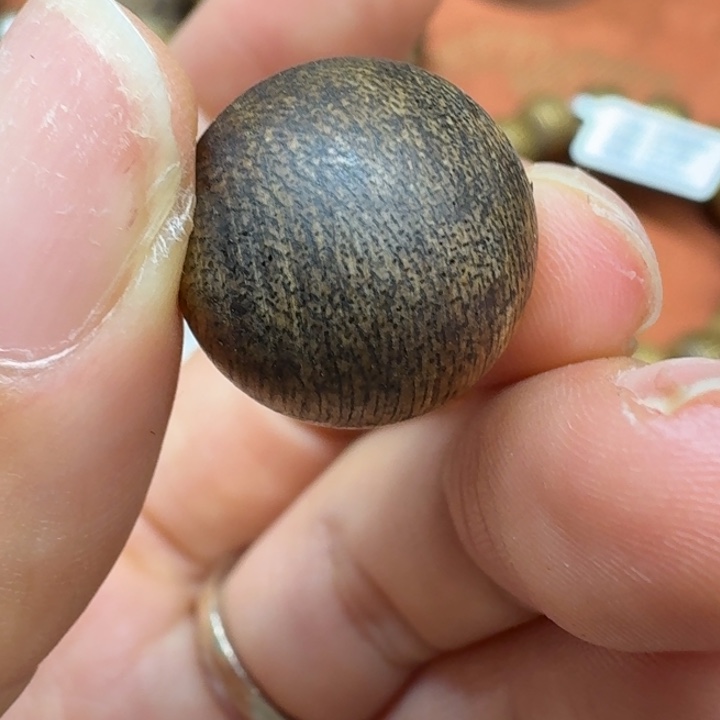 大叶紫檀（黑酸枝木类）