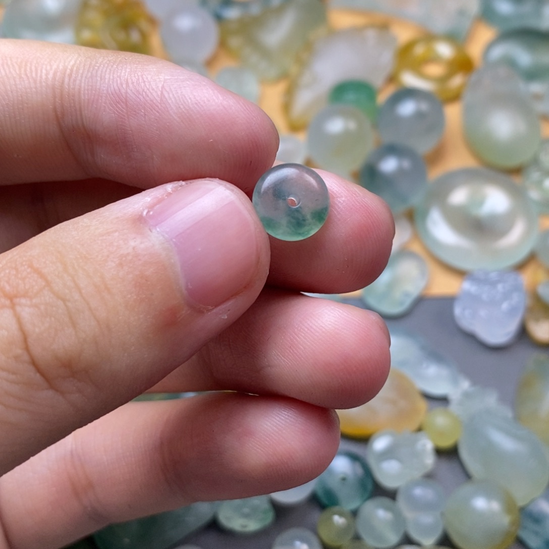 定制翡翠未镶嵌珠子