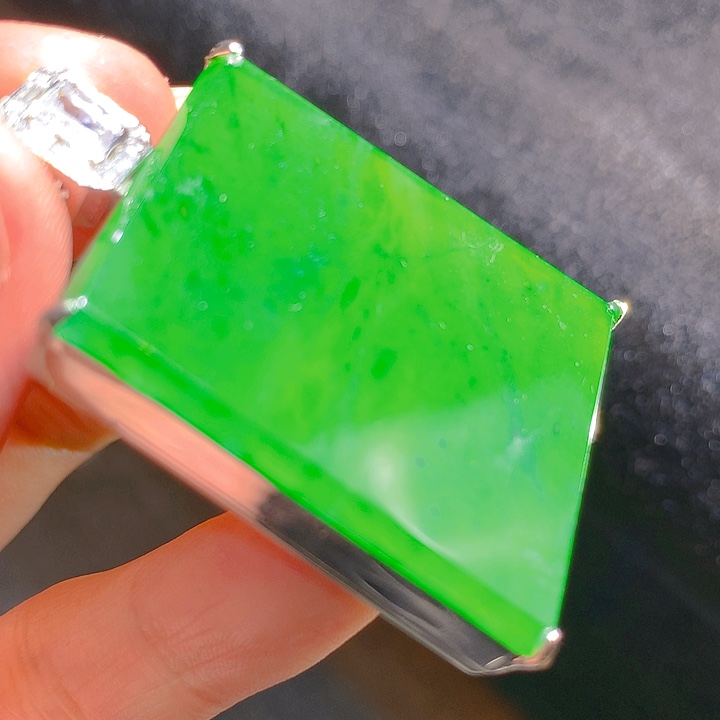 【闪购商品】翡翠颈饰未镶嵌翡翠