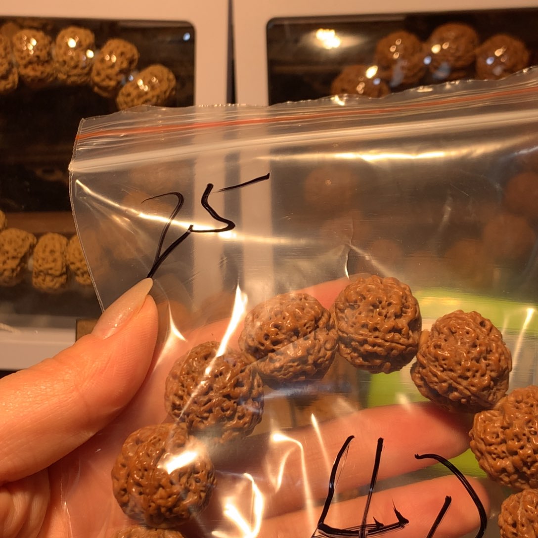 金刚菩提吊坠创****丁25.  Ubcbb