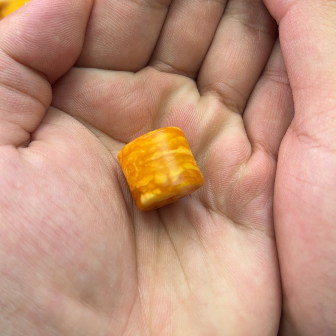 琥珀吊坠(不含链)未镶嵌