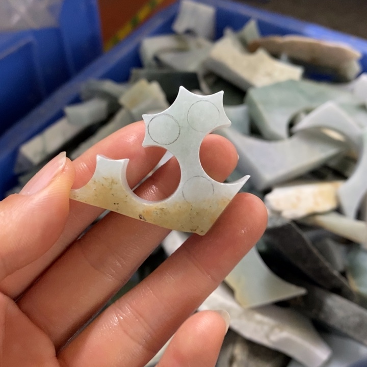 翡翠裸石翡翠边角料