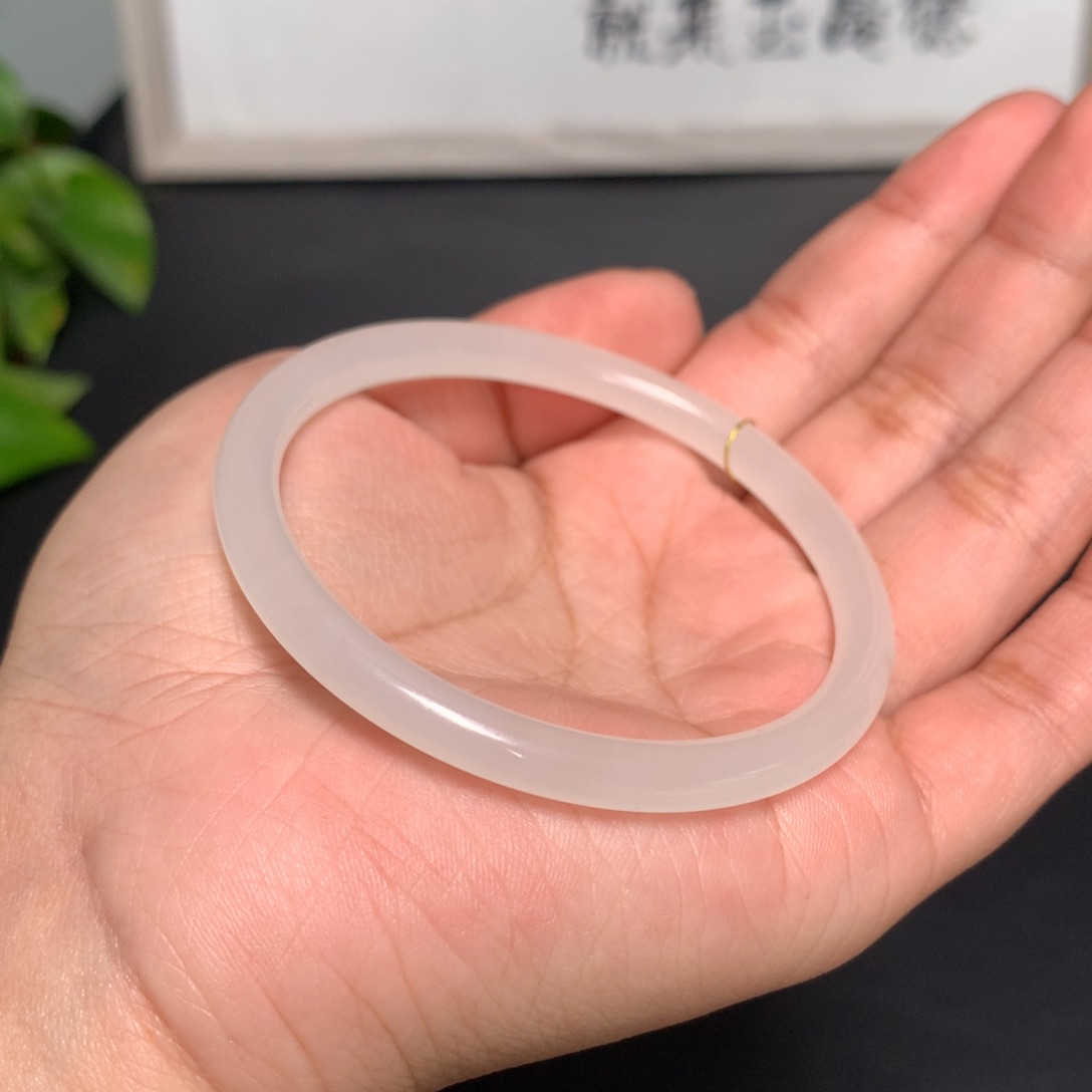 和田玉手链未镶嵌56