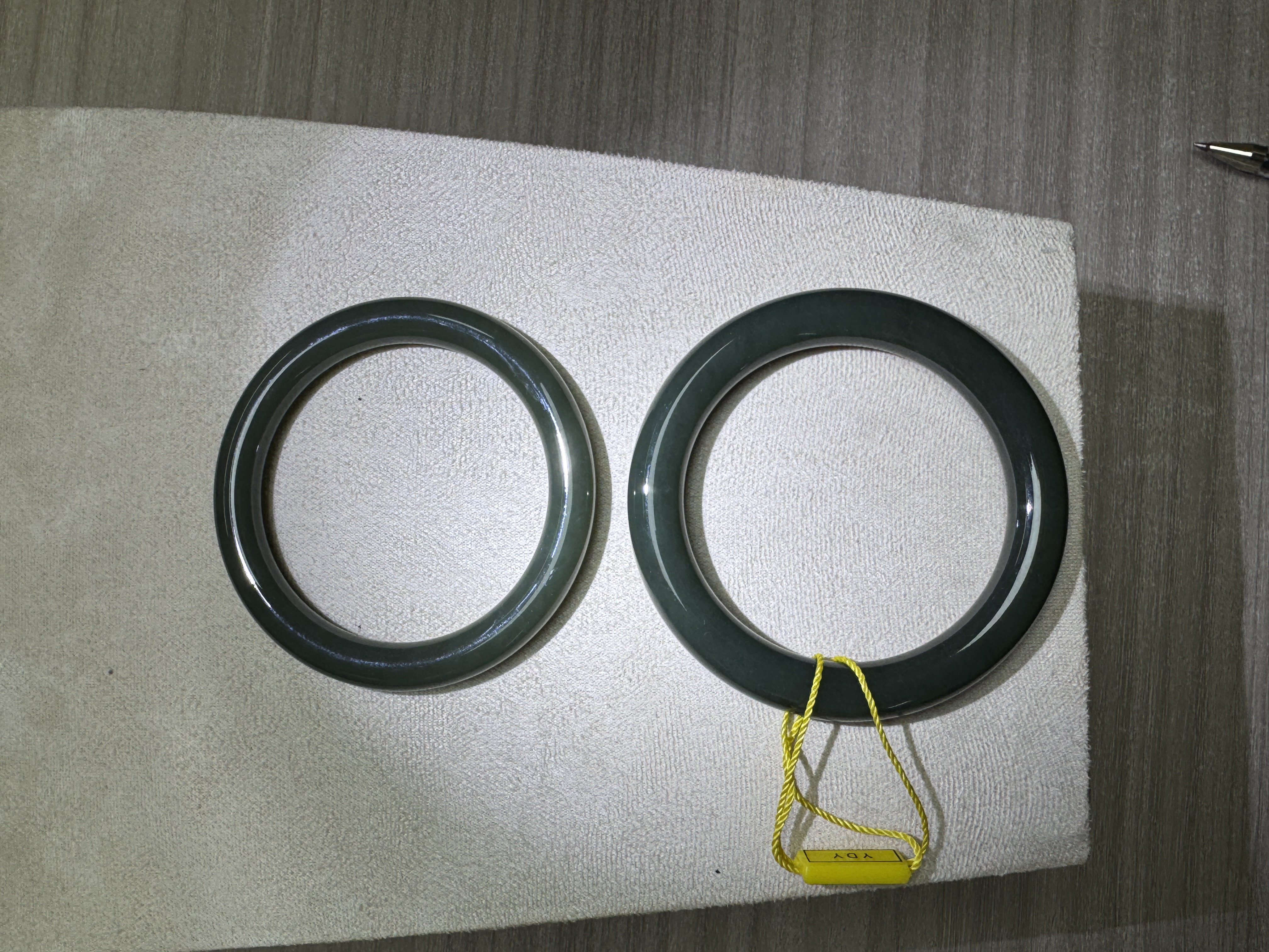 宝洲富艺和田玉且末蓝手镯女士时尚百搭手镯多样性（发1件