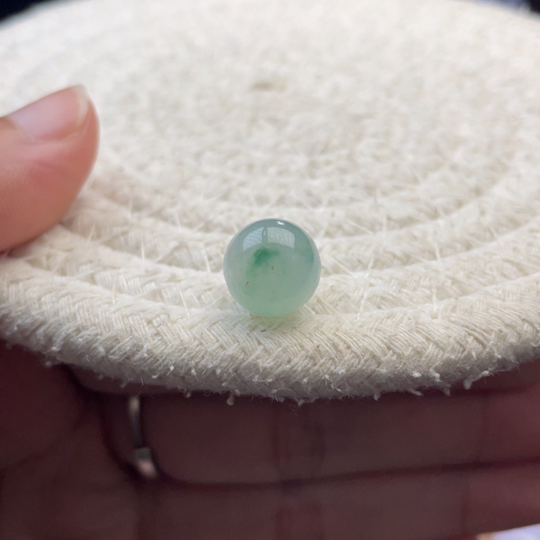 散珠翡翠特色飘花洒金圆珠卡10.4mm