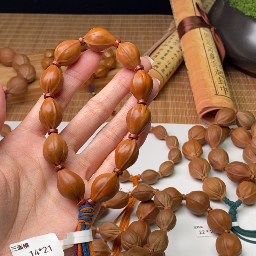手串/手链橄榄核e***n1421三面佛