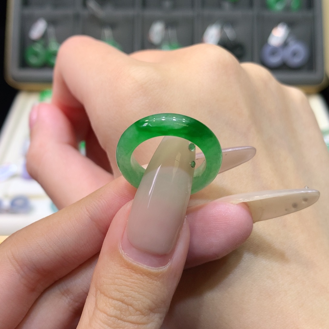 翡翠未镶嵌戒指10-11新货
