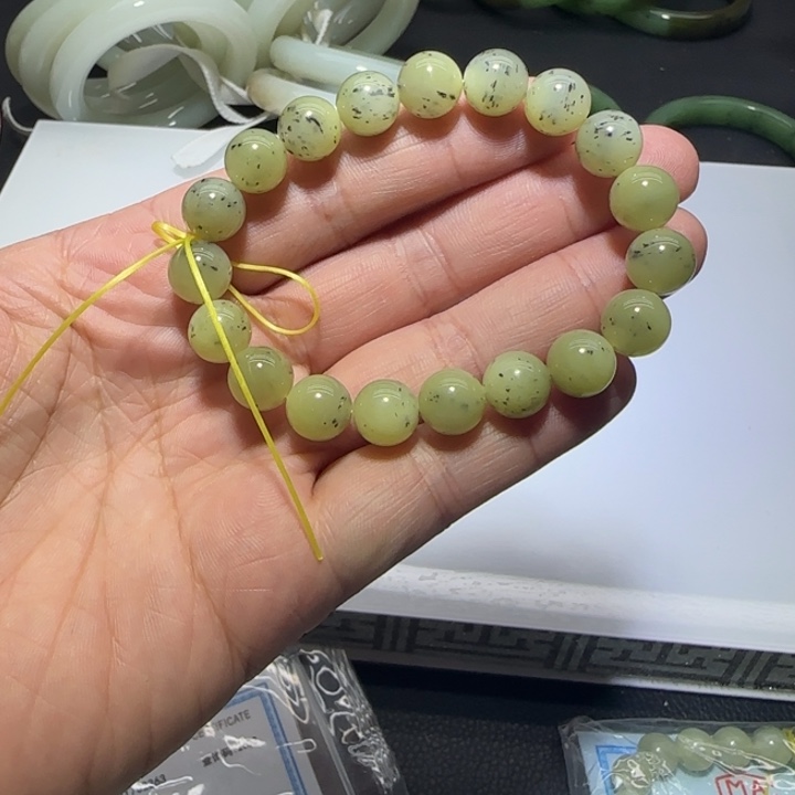 和田玉未镶嵌手链100