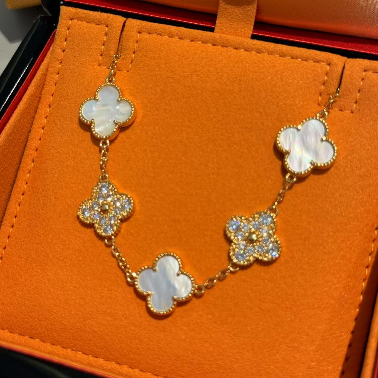 合金手链 【贝壳四叶草】爆款镶钻贝壳四叶草手链可调节手链