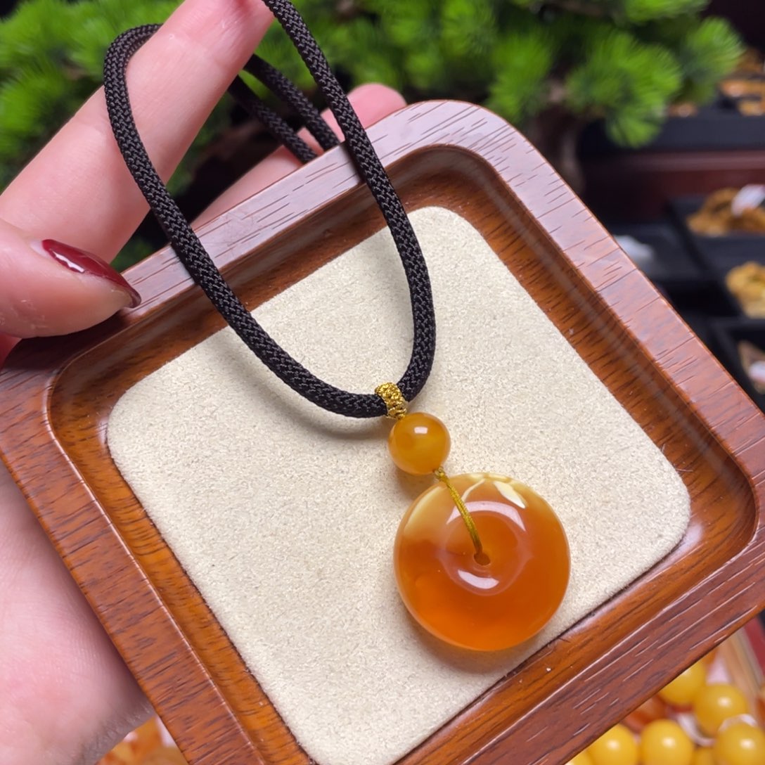 蜜蜡颈饰未镶嵌项链